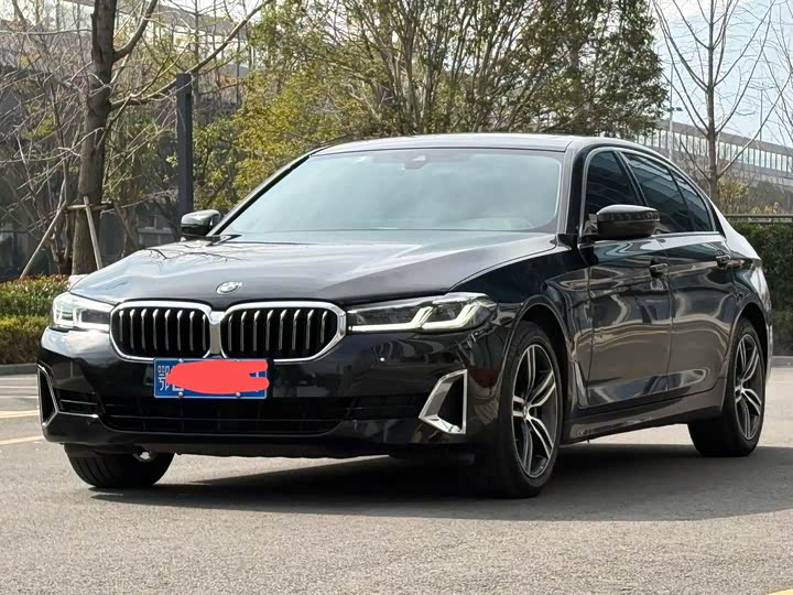 Фото 3 - BMW 5 Series
