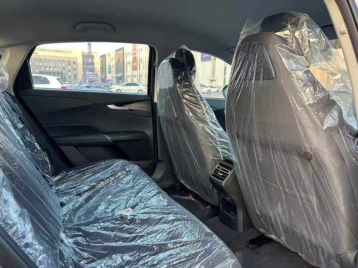 Фото 7 - Changan Eado EV