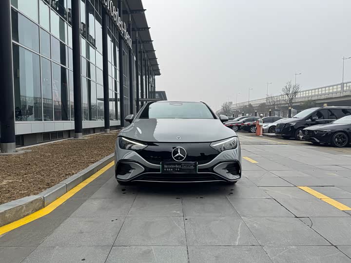 Фото 2 - Mercedes-Benz EQE