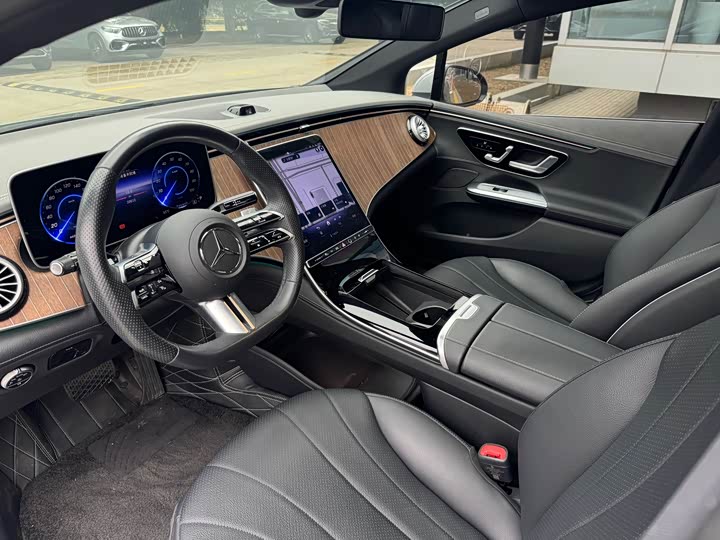 Фото 5 - Mercedes-Benz EQE