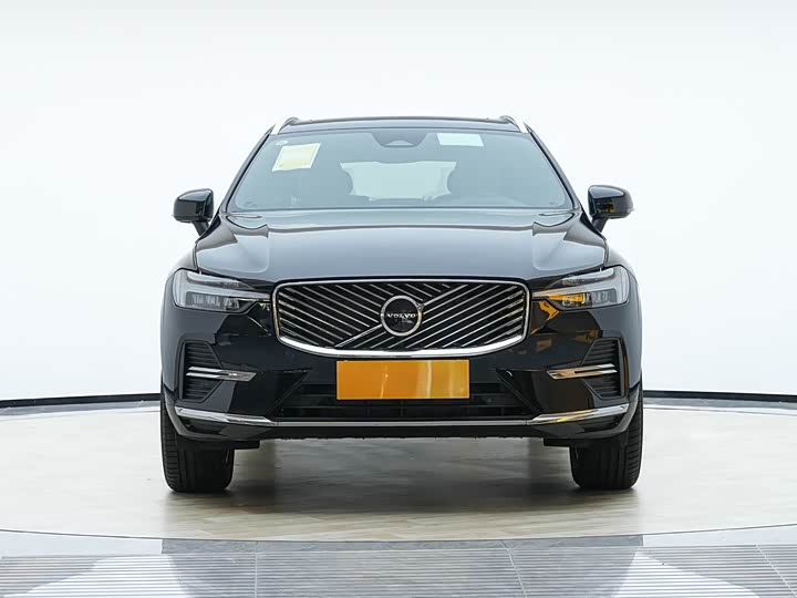 Фото 2 - Volvo XC60