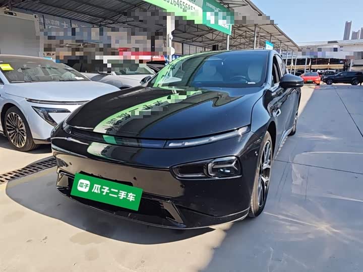 Фото 2 - XPeng P7