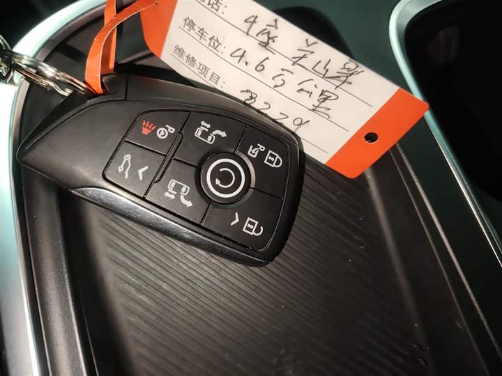 Фото 9 - Buick GL8 Century