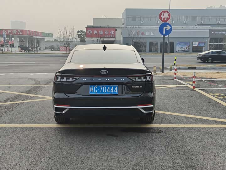 Фото 4 - Ford Mondeo