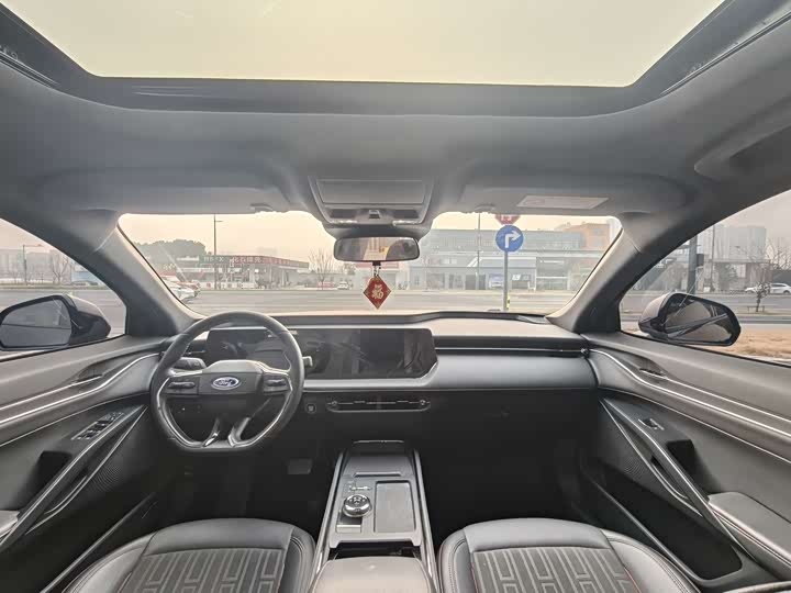 Фото 8 - Ford Mondeo