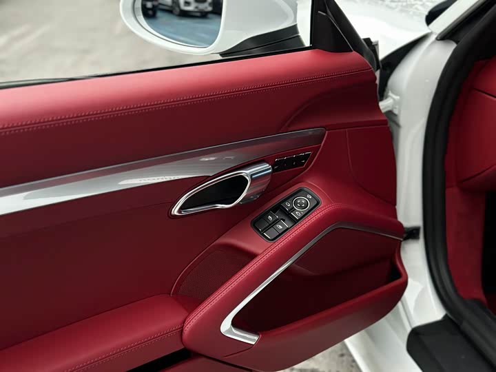 Фото 7 - Porsche 718