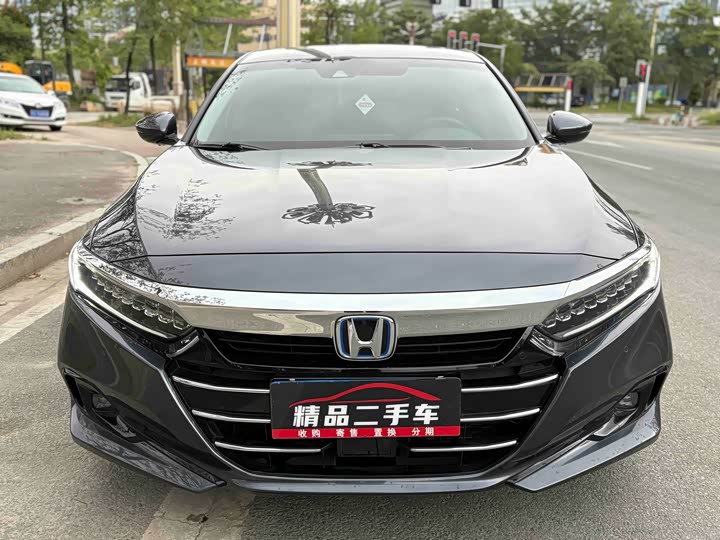 Фото 2 - Honda Accord