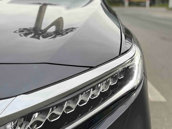 Фото 3 - Honda Accord