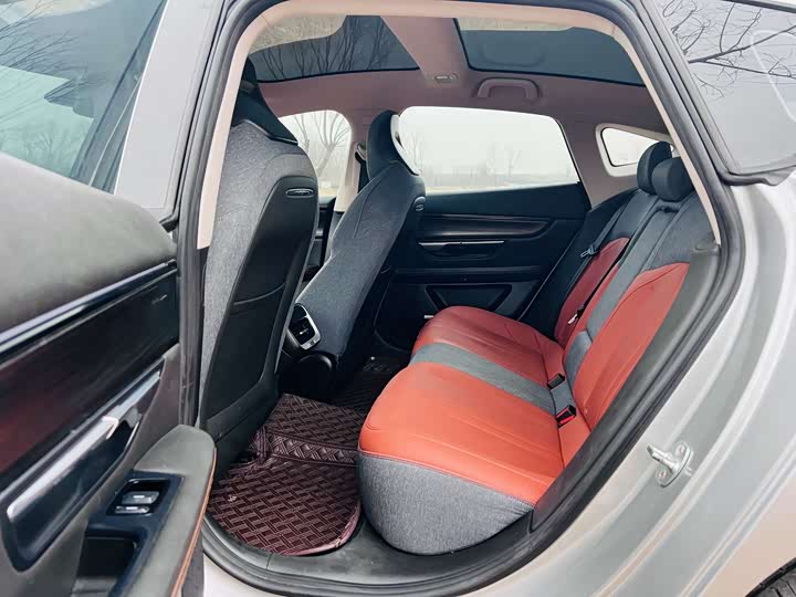 Фото 5 - XPeng P7