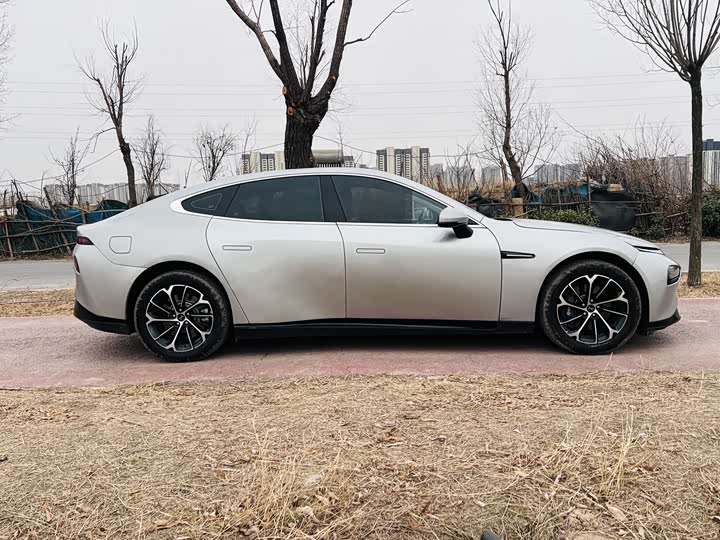 Фото 7 - XPeng P7