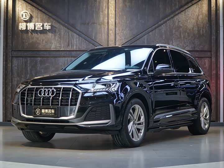 Фото 1 - Audi Q7