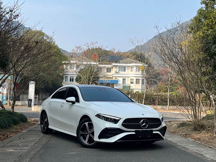 Фото 3 - Mercedes-Benz A-Class