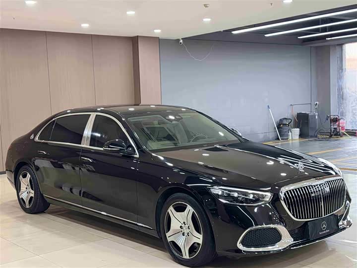 Фото 3 - Mercedes-Benz Maybach S-Class