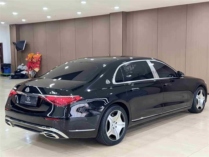 Фото 6 - Mercedes-Benz Maybach S-Class