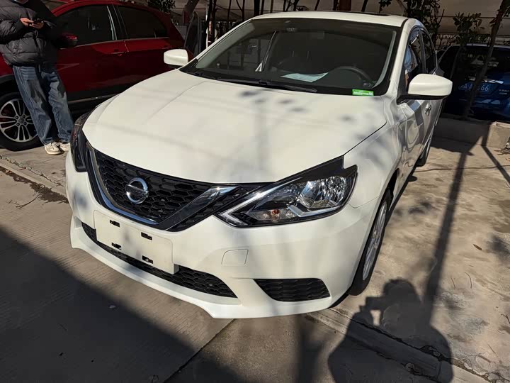 Фото 1 - Nissan Sylphy