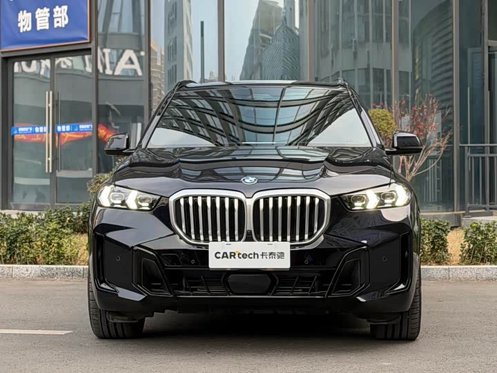 Фото 2 - BMW X5