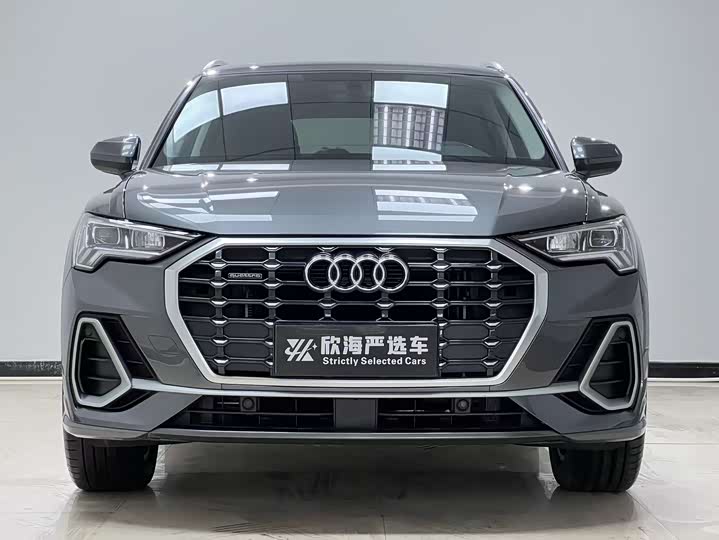 Фото 2 - Audi Q3