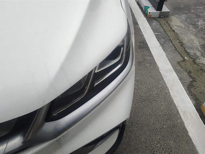 Фото 5 - Geely Coolray