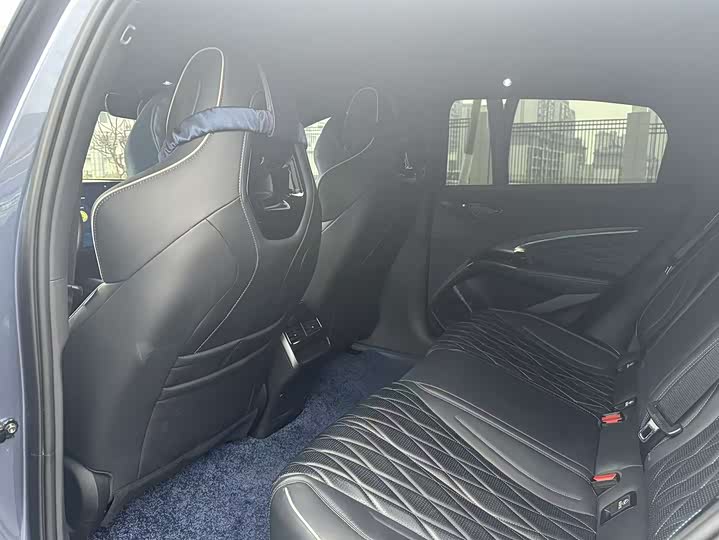 Фото 8 - BYD Seal