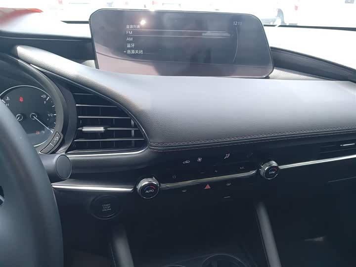 Фото 5 - Mazda 3 (Axela)