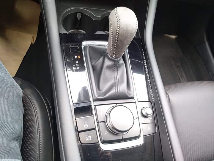 Фото 6 - Mazda 3 (Axela)