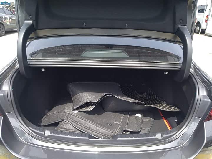 Фото 9 - Mazda 3 (Axela)