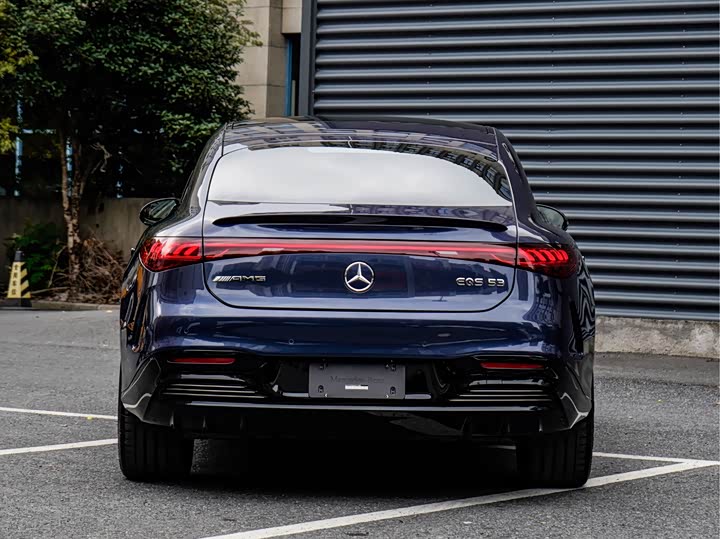 Фото 5 - Mercedes-Benz EQS AMG