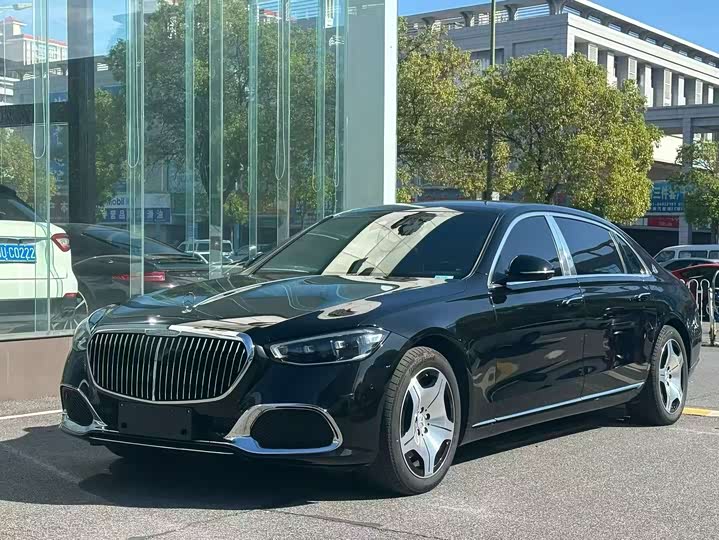 Фото 3 - Mercedes-Benz Maybach S-Class