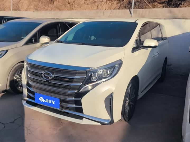 Фото 1 - GAC Trumpchi M8