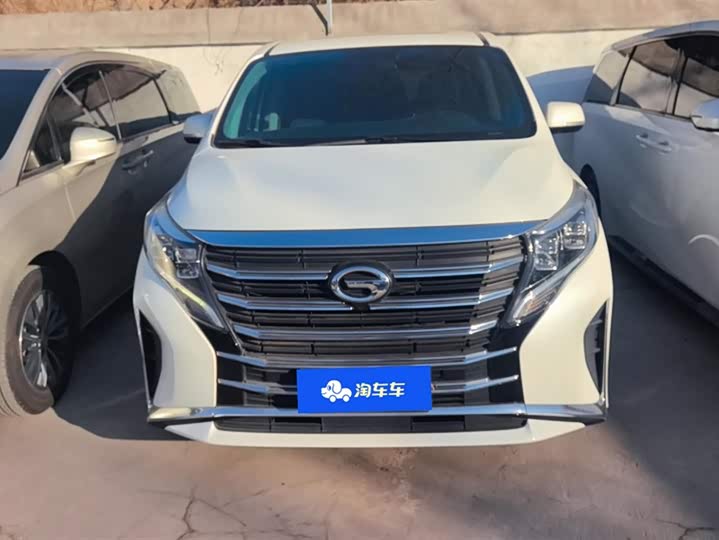 Фото 2 - GAC Trumpchi M8