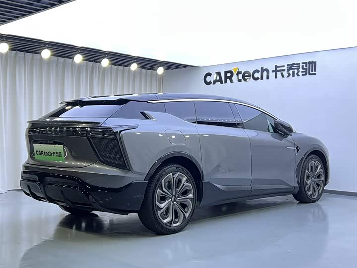 Фото 4 - HiPhi X