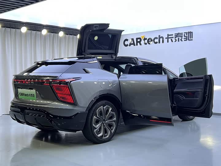 Фото 5 - HiPhi X