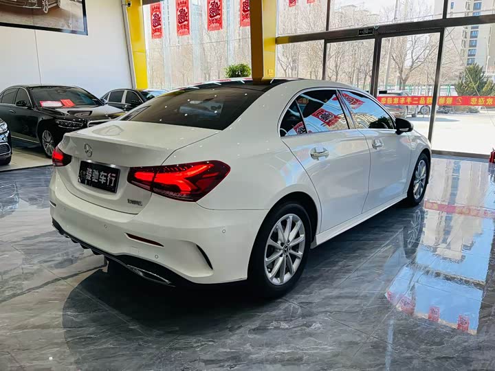 Фото 7 - Mercedes-Benz A-Class