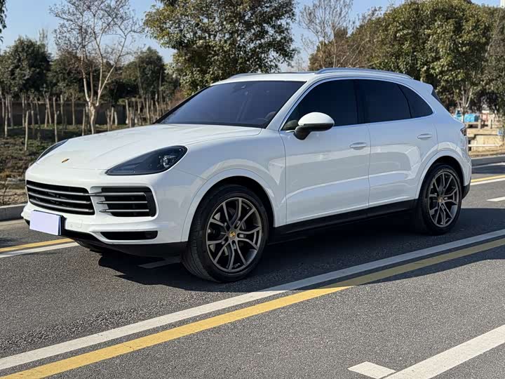 Фото 1 - Porsche Cayenne
