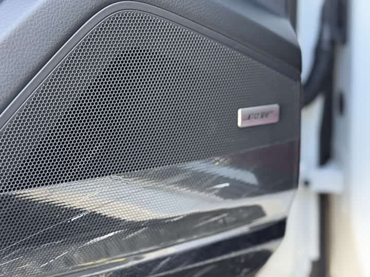 Фото 8 - Porsche Cayenne