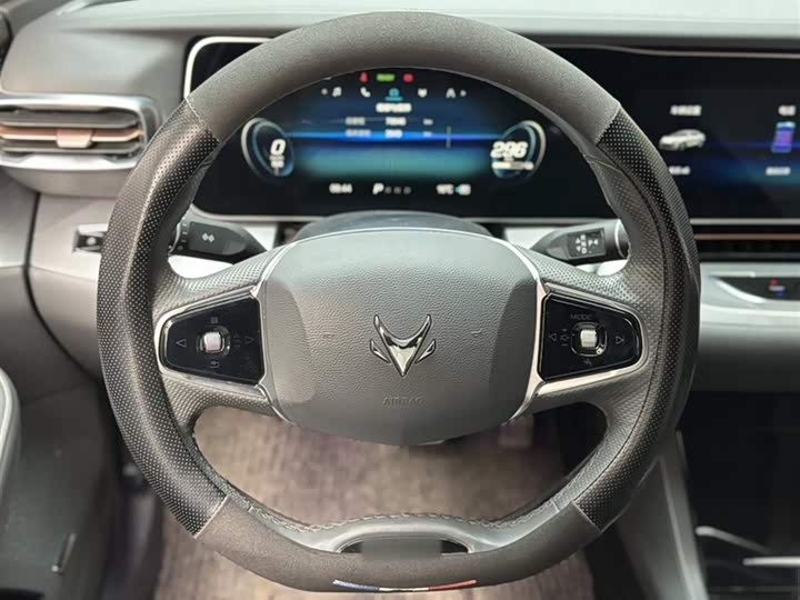 Фото 9 - BAIC Arcfox Alpha S