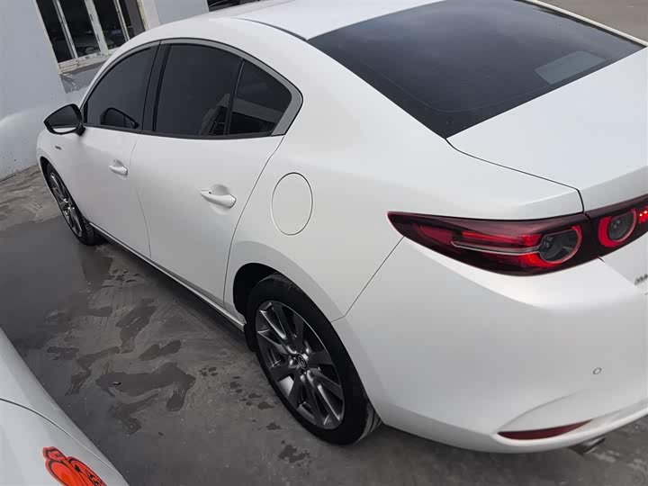Фото 5 - Mazda 3 (Axela)