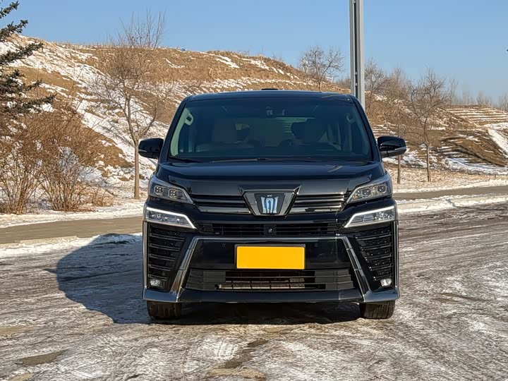 Фото 2 - Toyota Vellfire