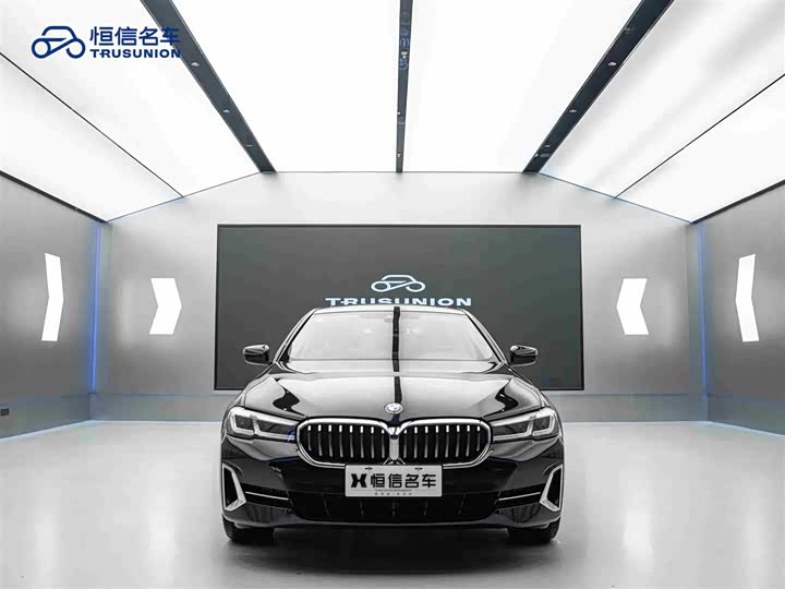 Фото 2 - BMW 5 Series