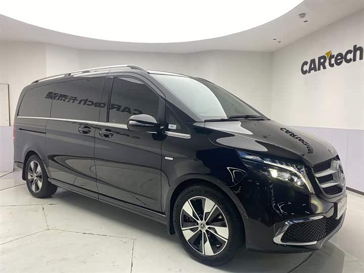 Фото 2 - Mercedes-Benz V-Class