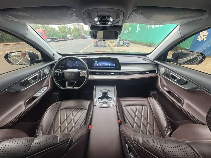 Фото 8 - Chery Tiggo 8 Pro Hybrid