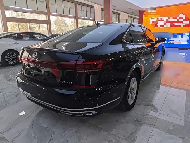 Фото 7 - Volkswagen Passat