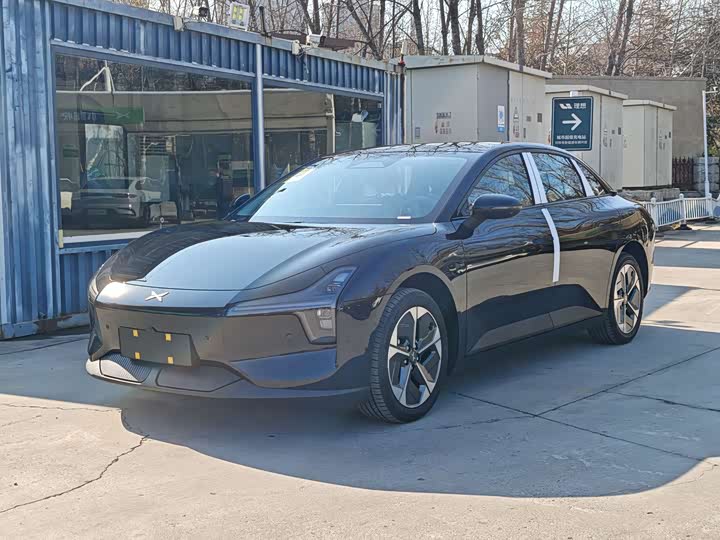 Фото 1 - XPeng Mona M03