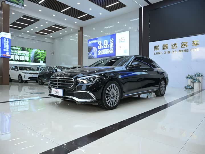 Фото 1 - Mercedes-Benz E-Class