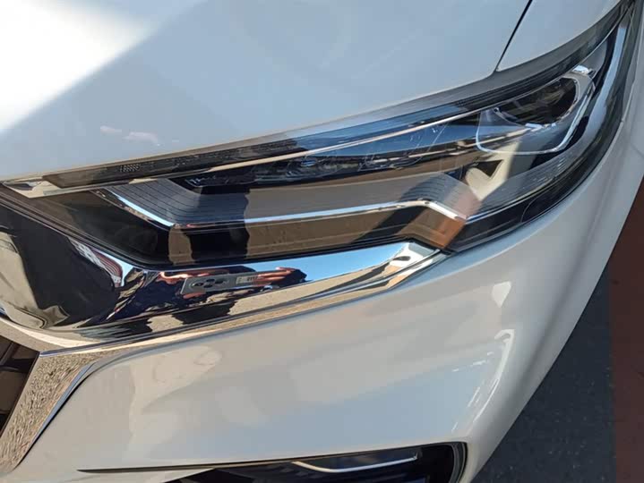 Фото 5 - Hongqi HS5