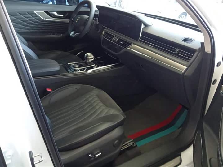 Фото 8 - Hongqi HS5