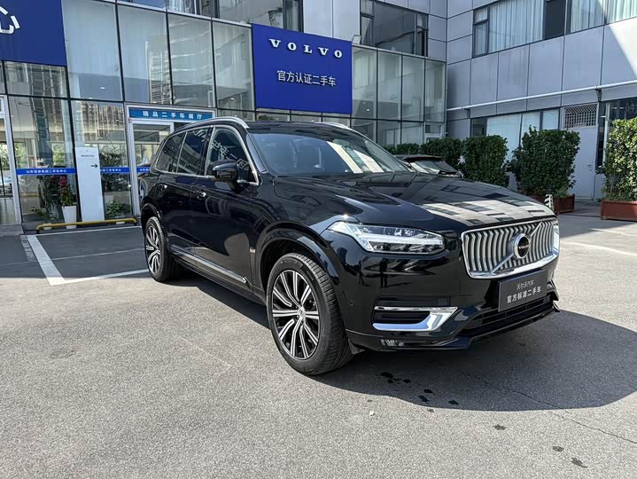 Фото 3 - Volvo XC90