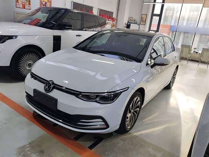 Фото 1 - Volkswagen Golf