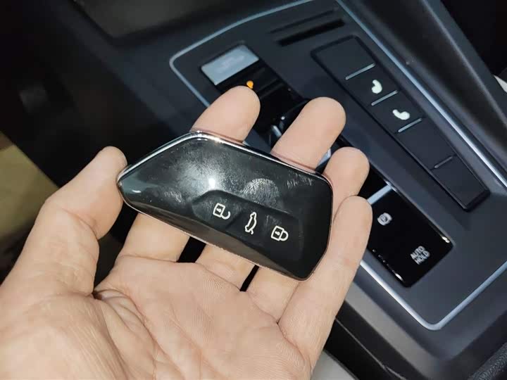 Фото 9 - Volkswagen Golf