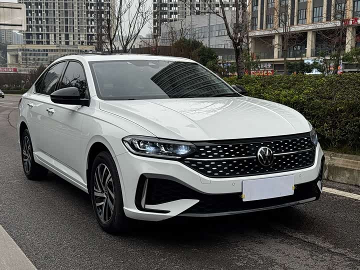 Фото 3 - Volkswagen Lavida